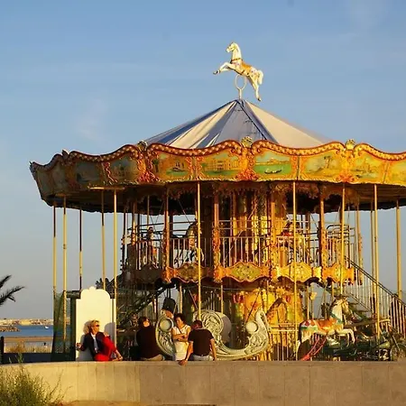 Arc En Ciel, Proche De La Plage Acces Direct ,internet Et Parking Privatif Gratuit Apartment La Grande-Motte